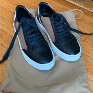 Burberry sneakers